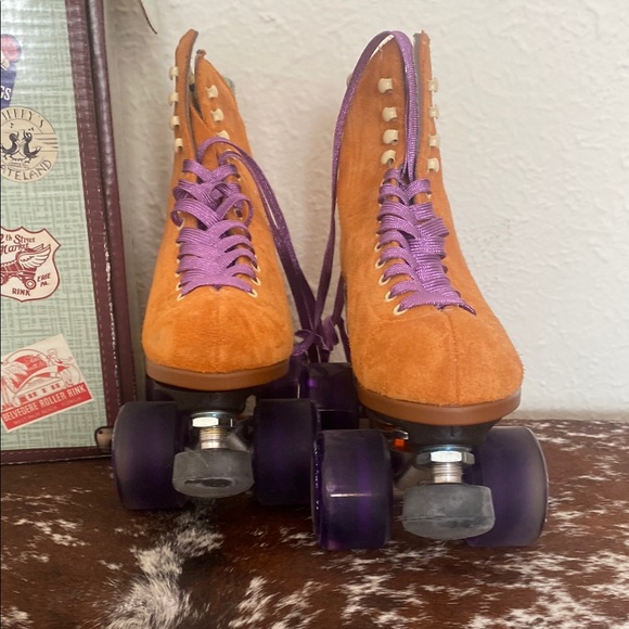 Orange Moxi Roller Skates with Purple Laces - Picture 2 of 4